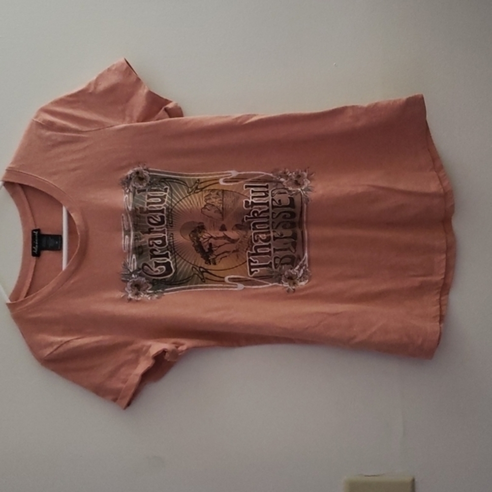 Medium‎ Delusional TSHIRT